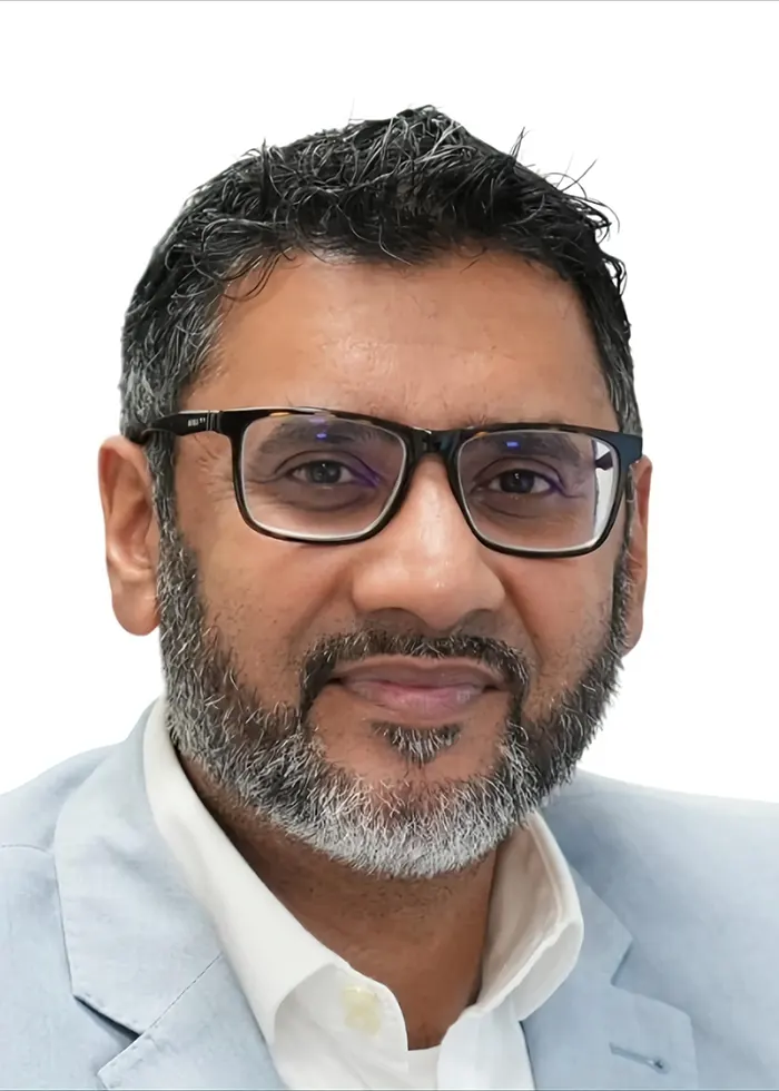 Dr. Umair Farooq